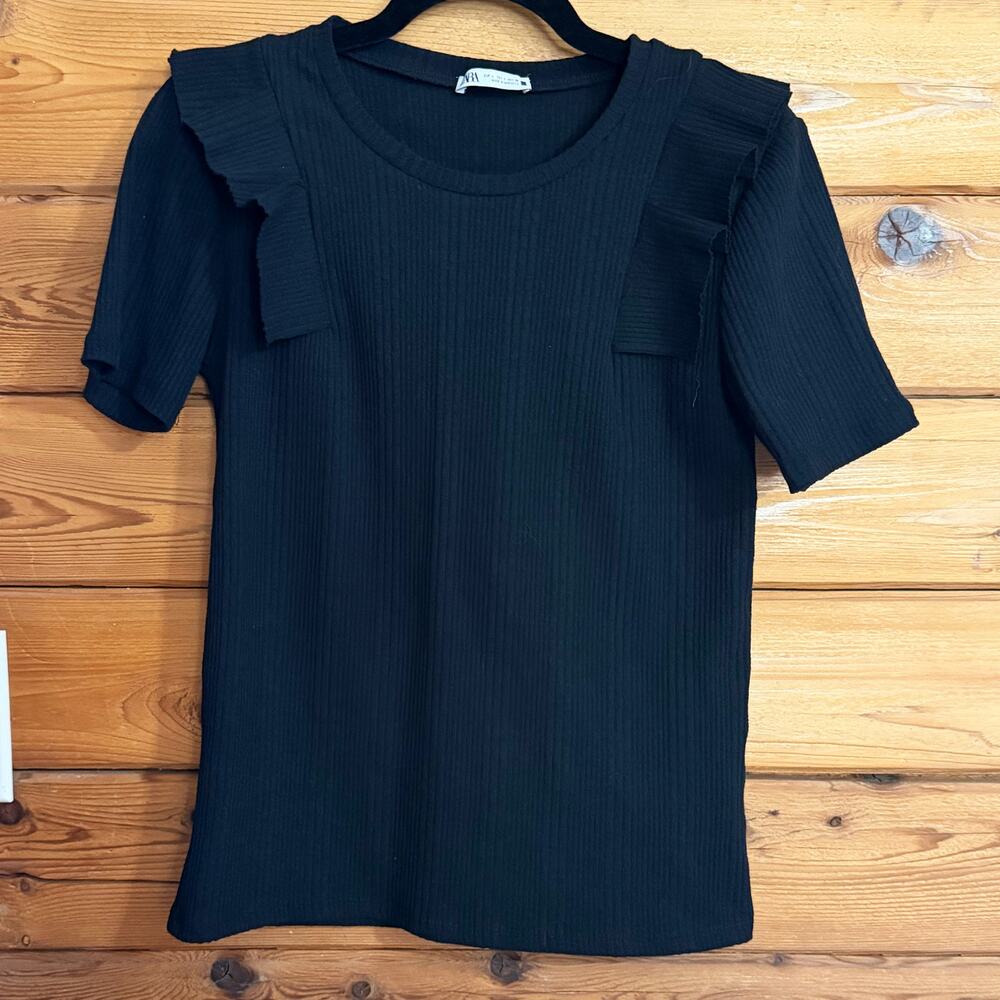 Zara Black Ruffle Tshirt Top Large